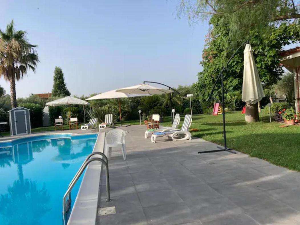 Villa Rosella Appartamento 2 - Con Piscina - 150 M Dal Mare Casa Margherita المظهر الخارجي الصورة