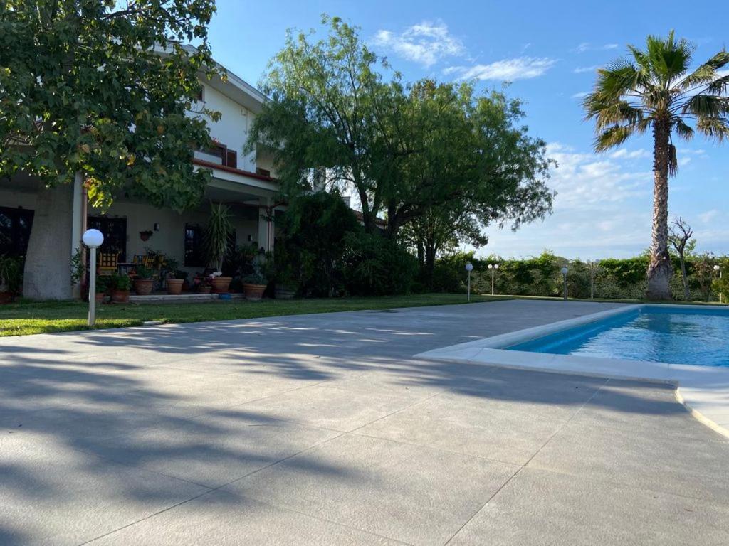 Villa Rosella Appartamento 2 - Con Piscina - 150 M Dal Mare Casa Margherita المظهر الخارجي الصورة